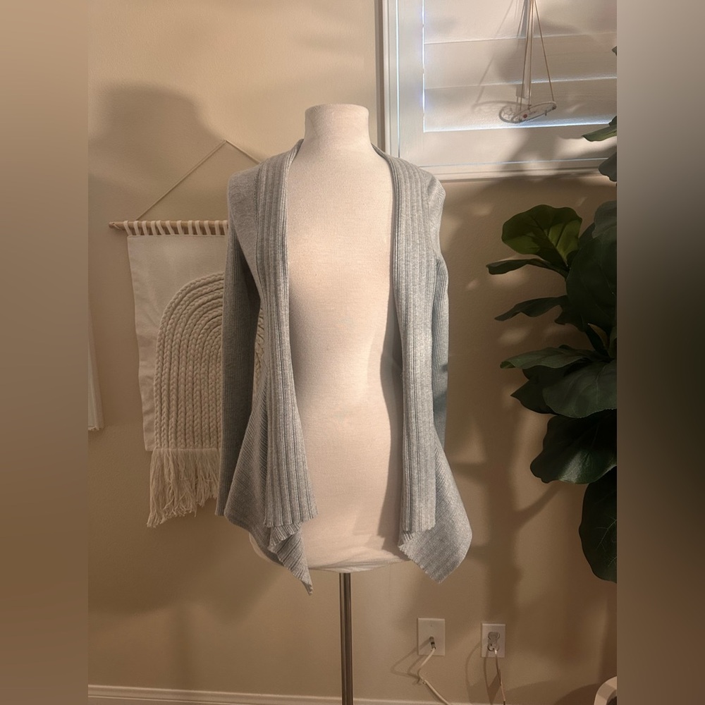 Verve Amí Long Grey Cardigan size Small